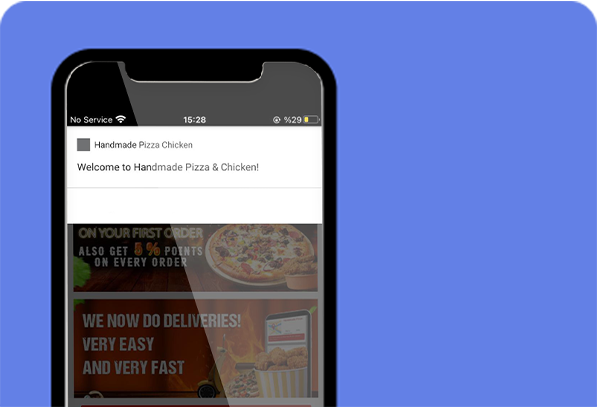   mavi arka plan üzerinde el yapımı pizza tavuk kelimesi ile anlık bildirimler mobil uygulama sayfası