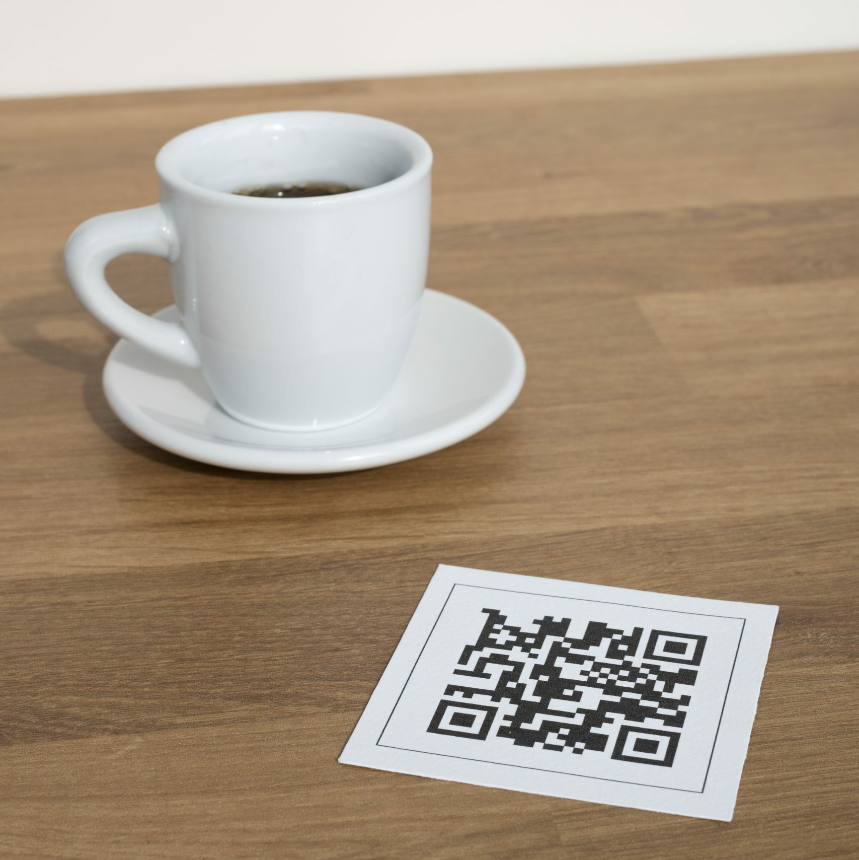qr-code-online-menu-service-table-restaurant-new-contactless-technology-lifestyle-protect