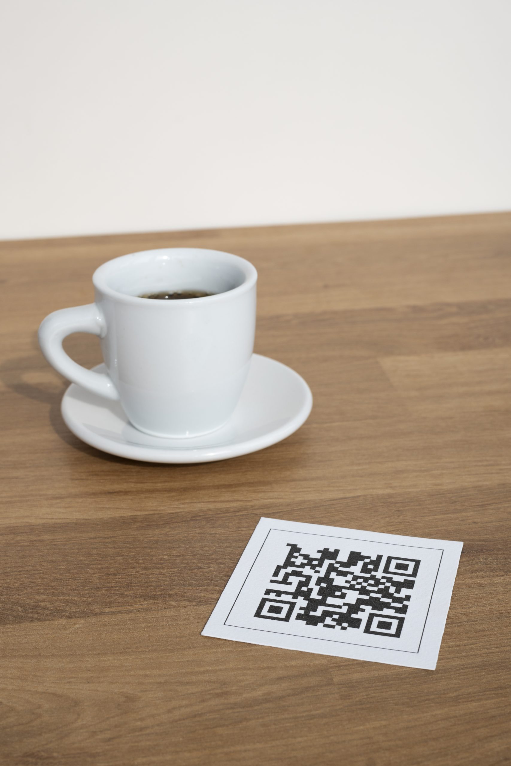 qr-code-online-menu-service-table-restaurant-new-contactless-technology-lifestyle-protect